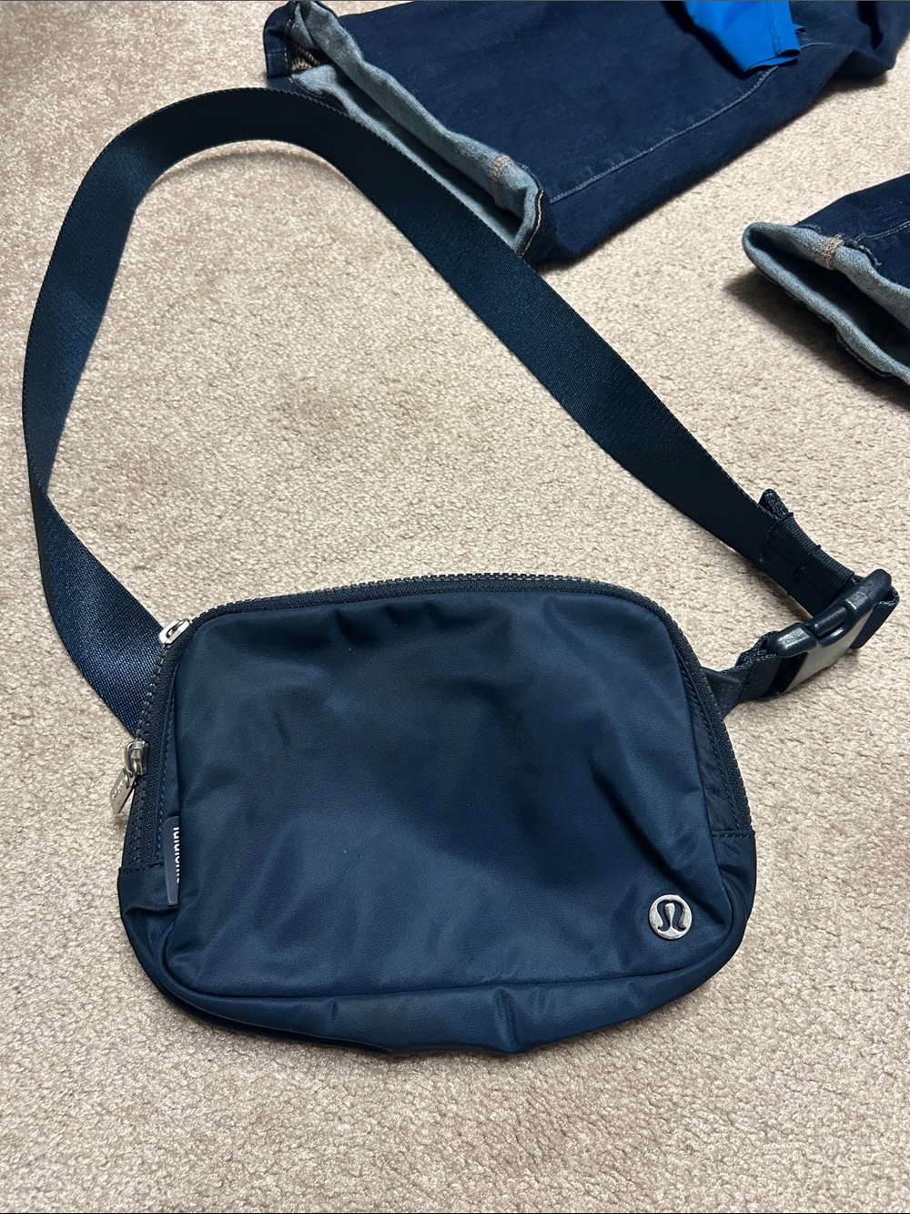 lululemon athletica women’s Navy Crossbody